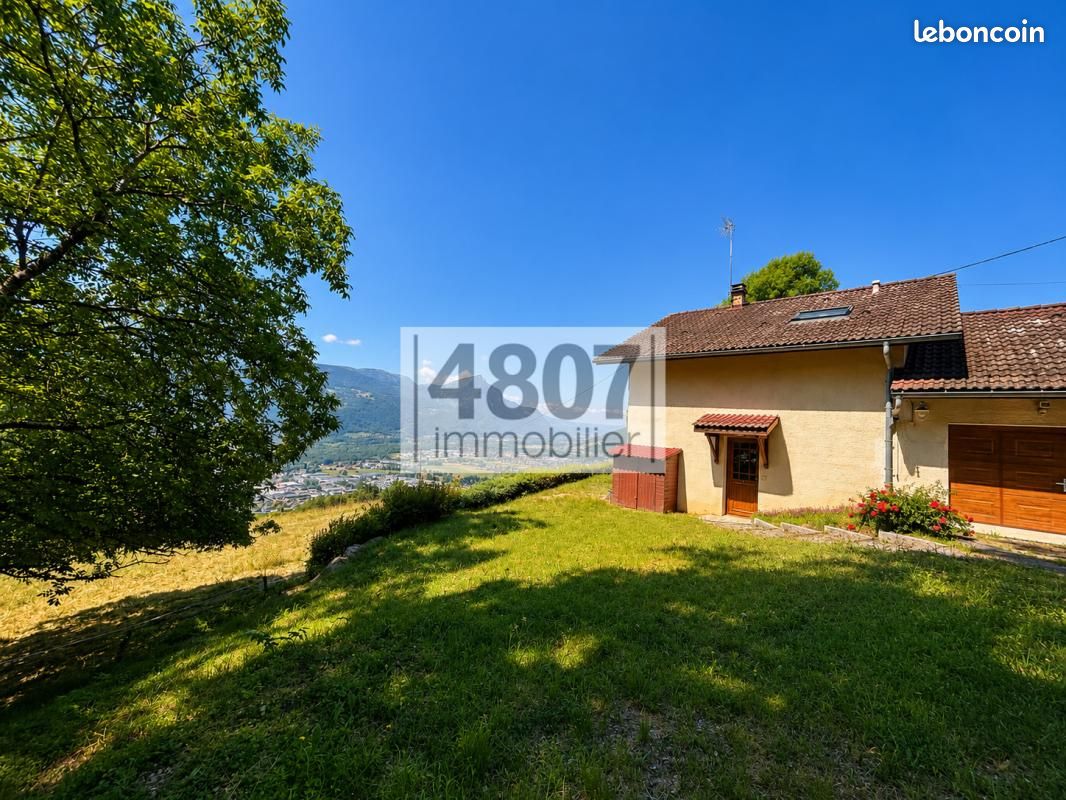 Maison 5 pièces 92 m² · à Thyez · 92 m² · 395 000 €