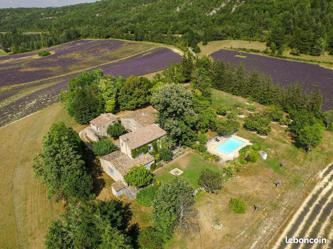 Maison 11 pièces 376 m² · à Sault · 376 m² · 1 837 500 €