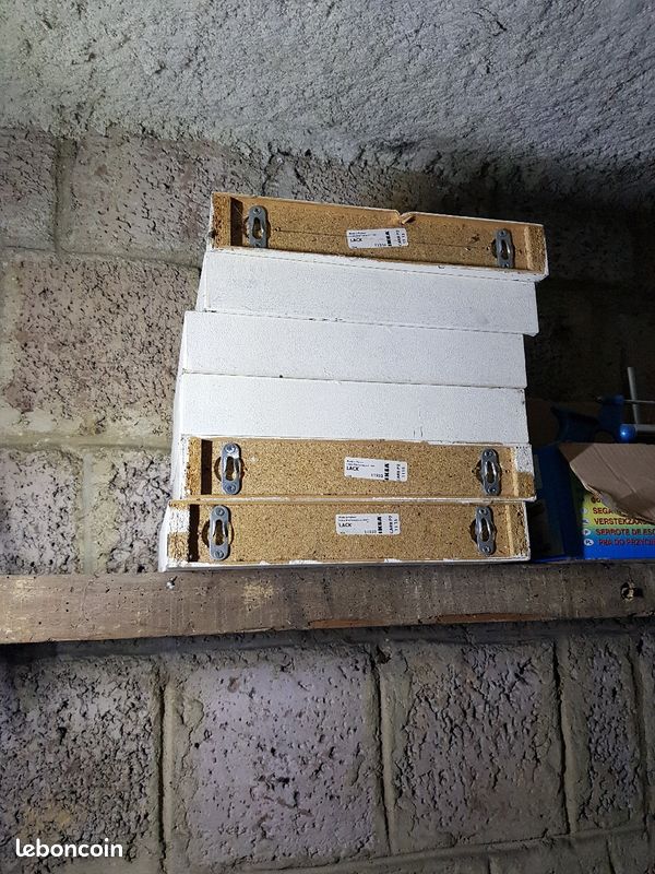 Lot etageres (image 1)
