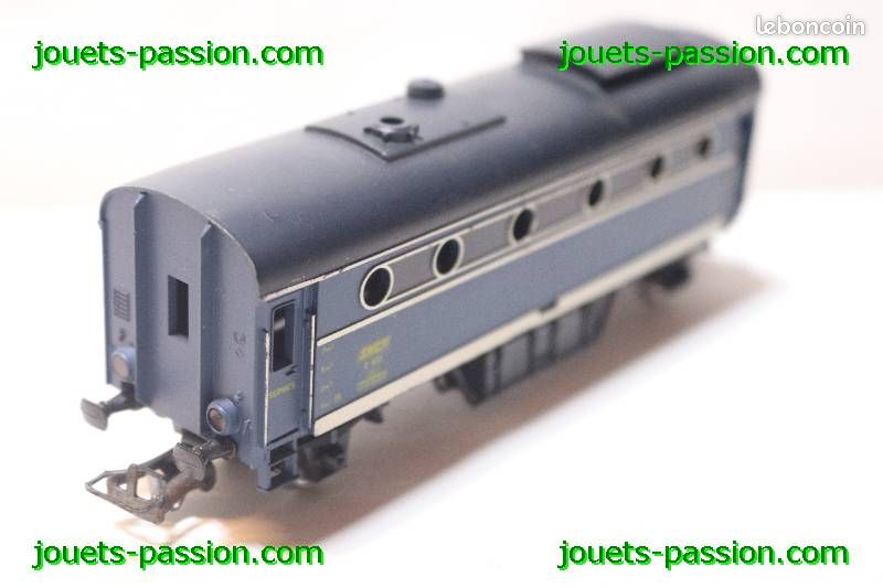 Jouef : fourgon chaudière C 922 SNCF réf. 5467