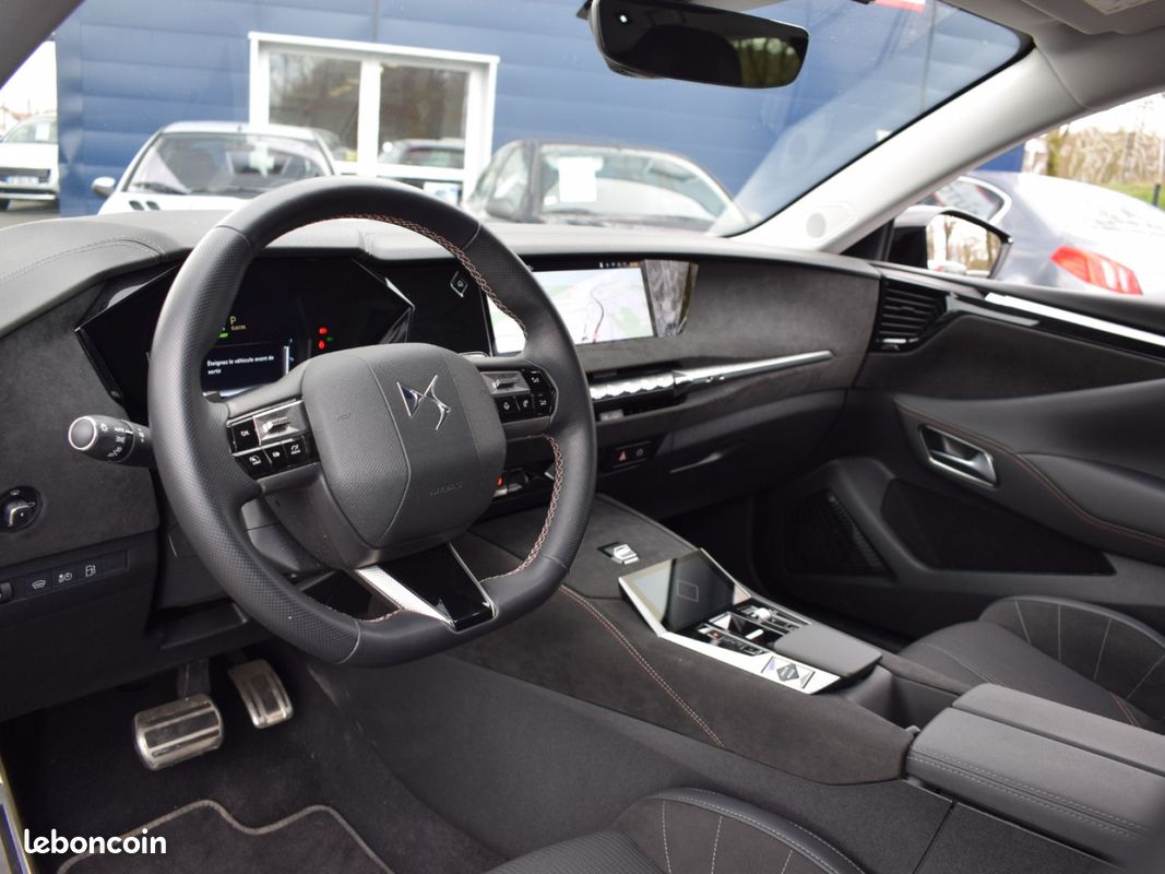 DS DS 4 Hybride E-Tense 225 EAT8 Performance Line / 1ère Main / Garantie Constructeur (image 13)