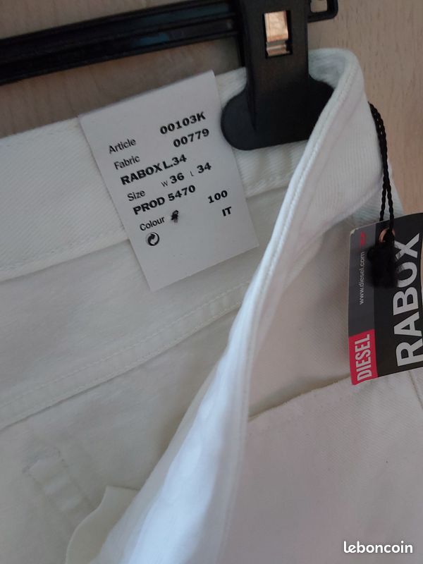 Jeans Homme DIESEL, Modèle Rabox - W36 L34 - Neuf (image 3)