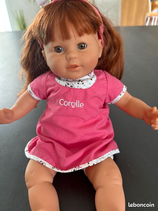 Poupée à coiffer ® : poupée avec cheveux longs à coiffer Poupée à coiffer ® : poupée avec cheveux longs à coiffer