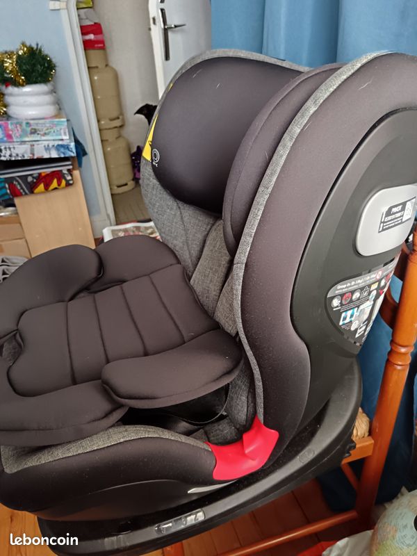 Siège auto ISOFIX de 0 a 4 ans pivotant (image 4)