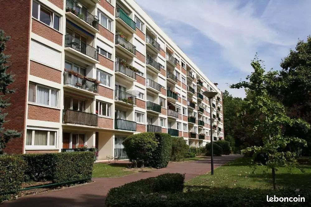 Appartement 5 pièces 91 m² · à Verneuil-sur-Seine · 91 m² · 148 000 €