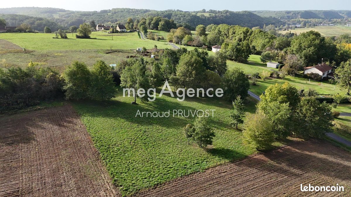 Terrain 4309 m² · à Calès · 4 309 m² · 55 000 €
