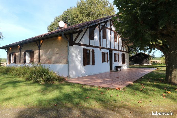 Propriété 5 pièces 135 m²