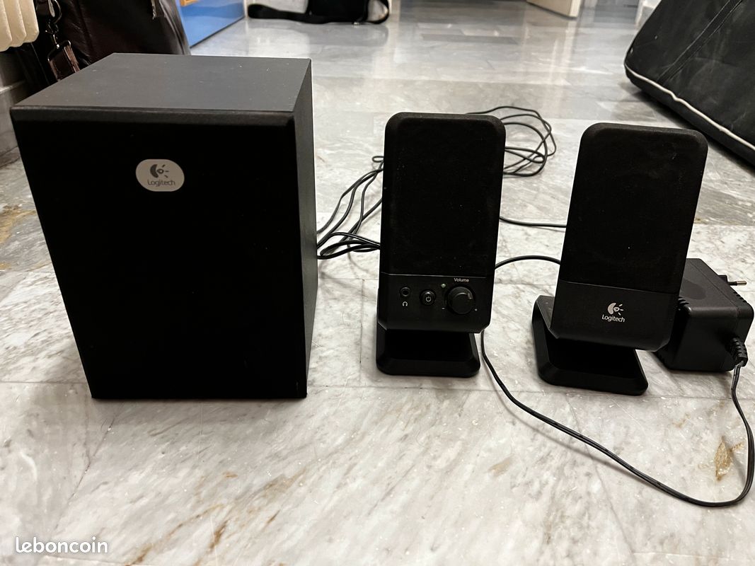 Enceinte Logitech avec caisson basse (image 1)