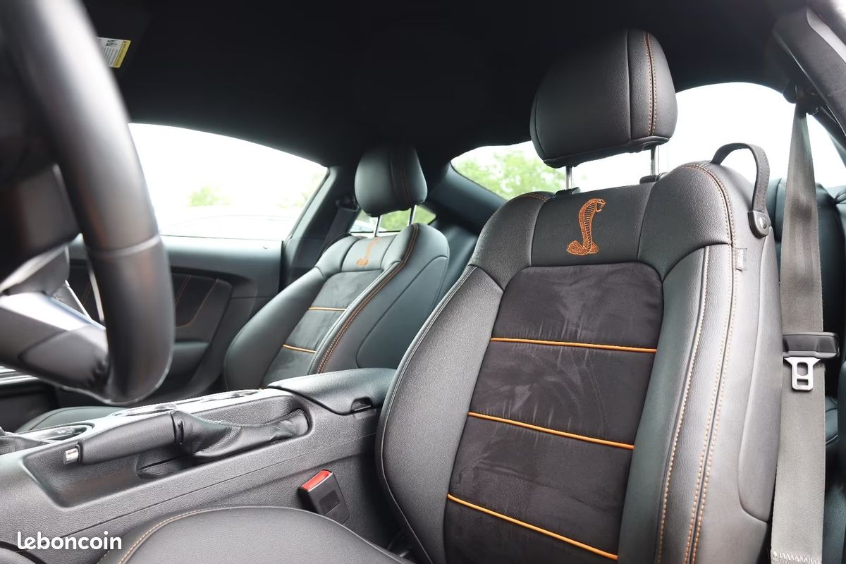 FORD Mustang GT Fifty Five Years Edition 5.0 V8 460 ch BVA10 – Twister Orange – Caméra – R19 (image 8)