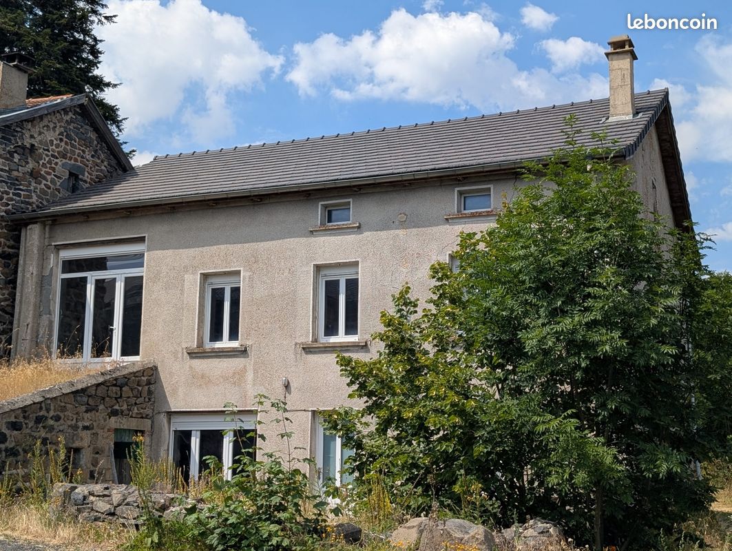 Maison 4 pièces 160 m² · à Mazet-Saint-Voy · 160 m² · 89 000 €
