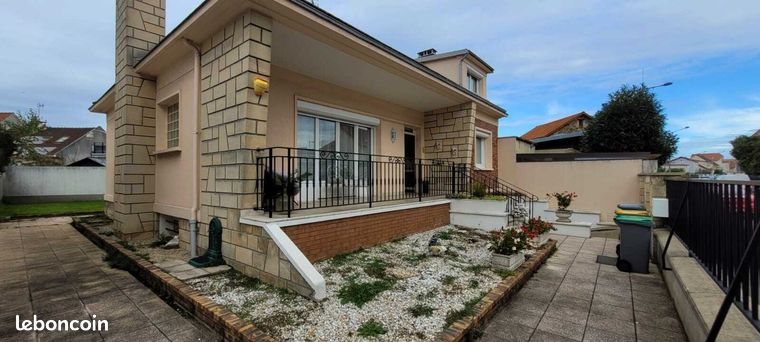 Maison 6 pièces 140 m²