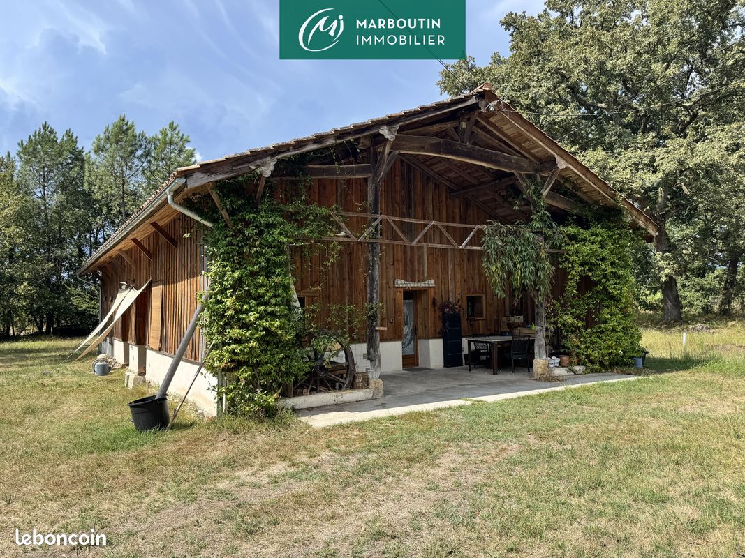 Maison 6 pièces 185 m² · à Captieux · 185 m² · 248 000 €