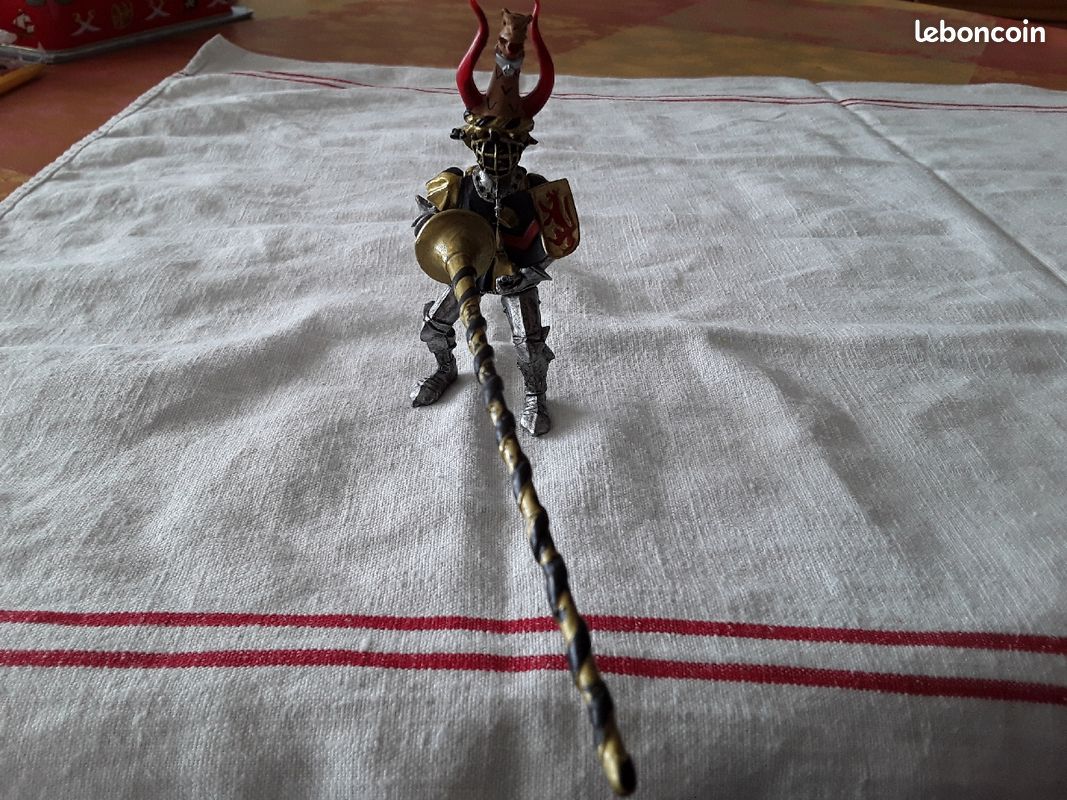 Figurine papo chevalier avec lance (image 1)