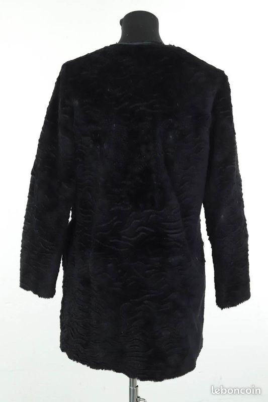 Manteau en fourrure noir Bash Vêtements