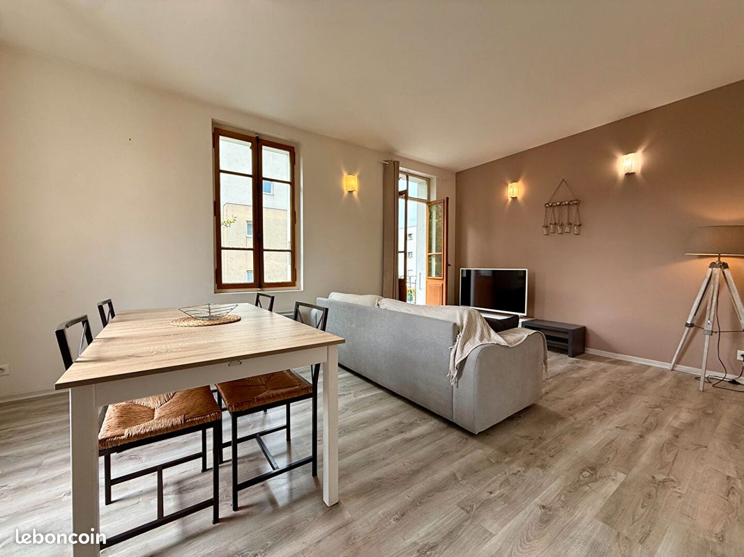 Appartement 2 pièces 47 m² · à Annecy · 47 m² · 275 000 €