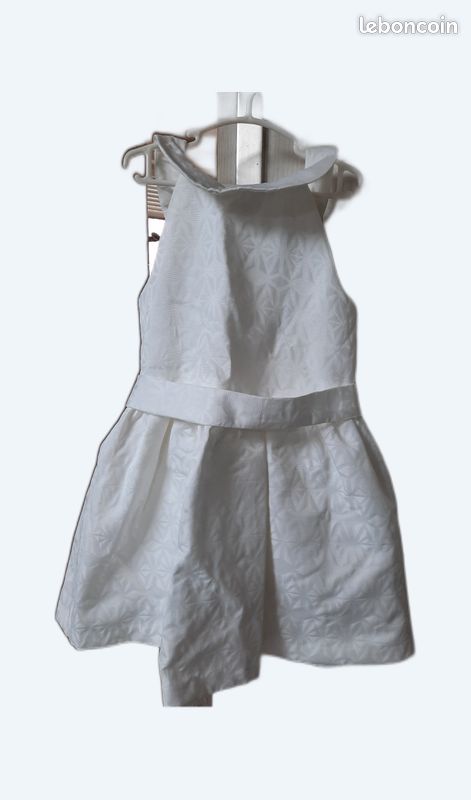 Robe de cérémonie blanche (image 1)