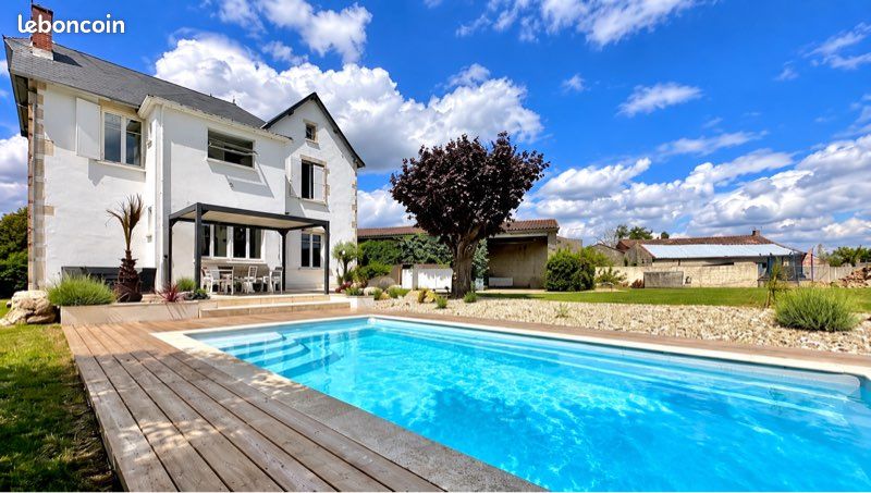 Maison 4 pièces 146 m² · à Doix lès Fontaines · 146 m² · 328 000 €