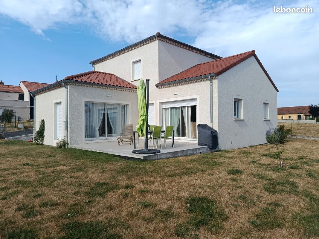 Maison 4 pièces 145 m² · à Langogne · 145 m² · 390 000 €