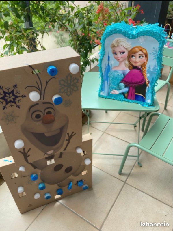 Piñata Frozen (image 1)