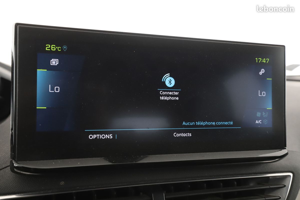 Peugeot 3008 1.6 Hybrid4 GT e-EAT8 300 ch (image 24)