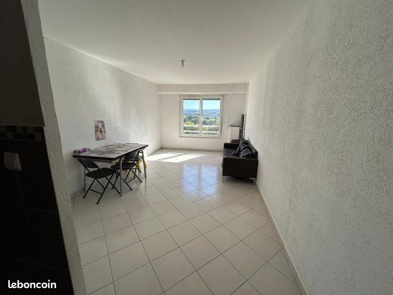 Appartement 4 pièces 79 m² · à Montbéliard · 79 m² · 49 900 €