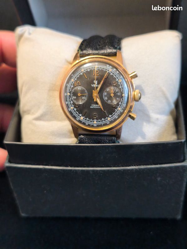 Montre Bague YEMA Vintage Neuve De Stock Années 60 - Plaquée Or, 17 Rubis, Taille 53