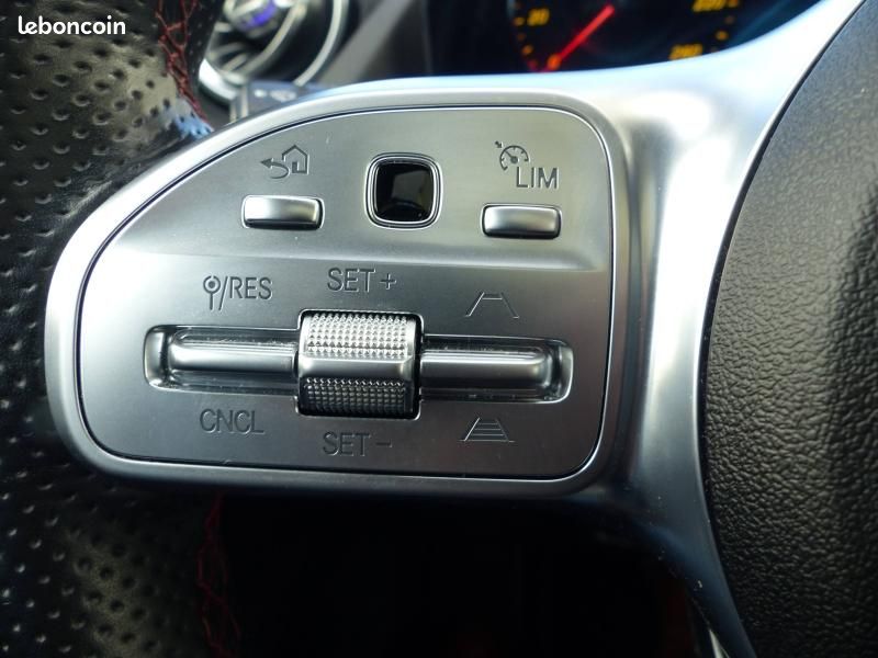 Mercedes-benz GLA 200 D 150ch AMG Line 8G-DCT (image 22)