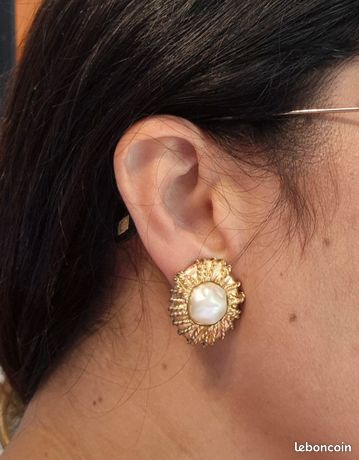 Boucles d'oreilles clips dorées - JACQUES ESTEREL - Earrings signed - clip-on