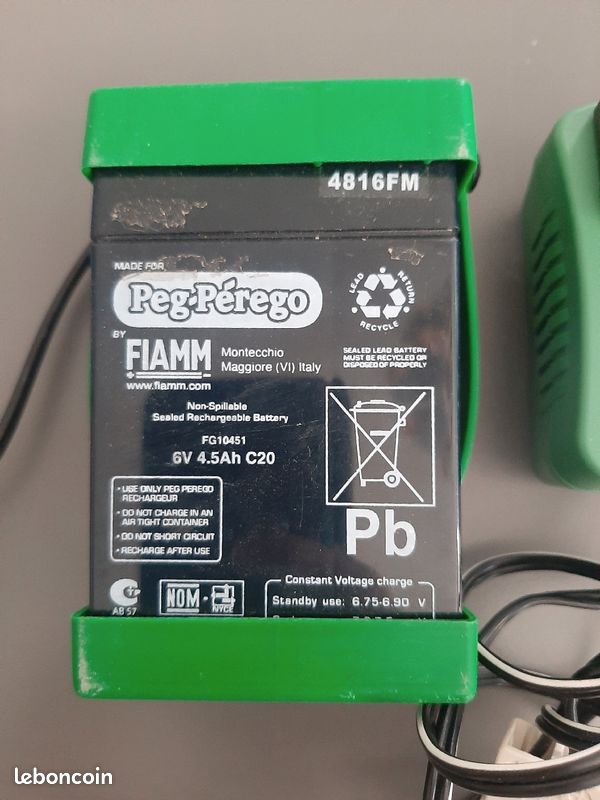 Batterie et chargeur Peg-Perego (image 3)