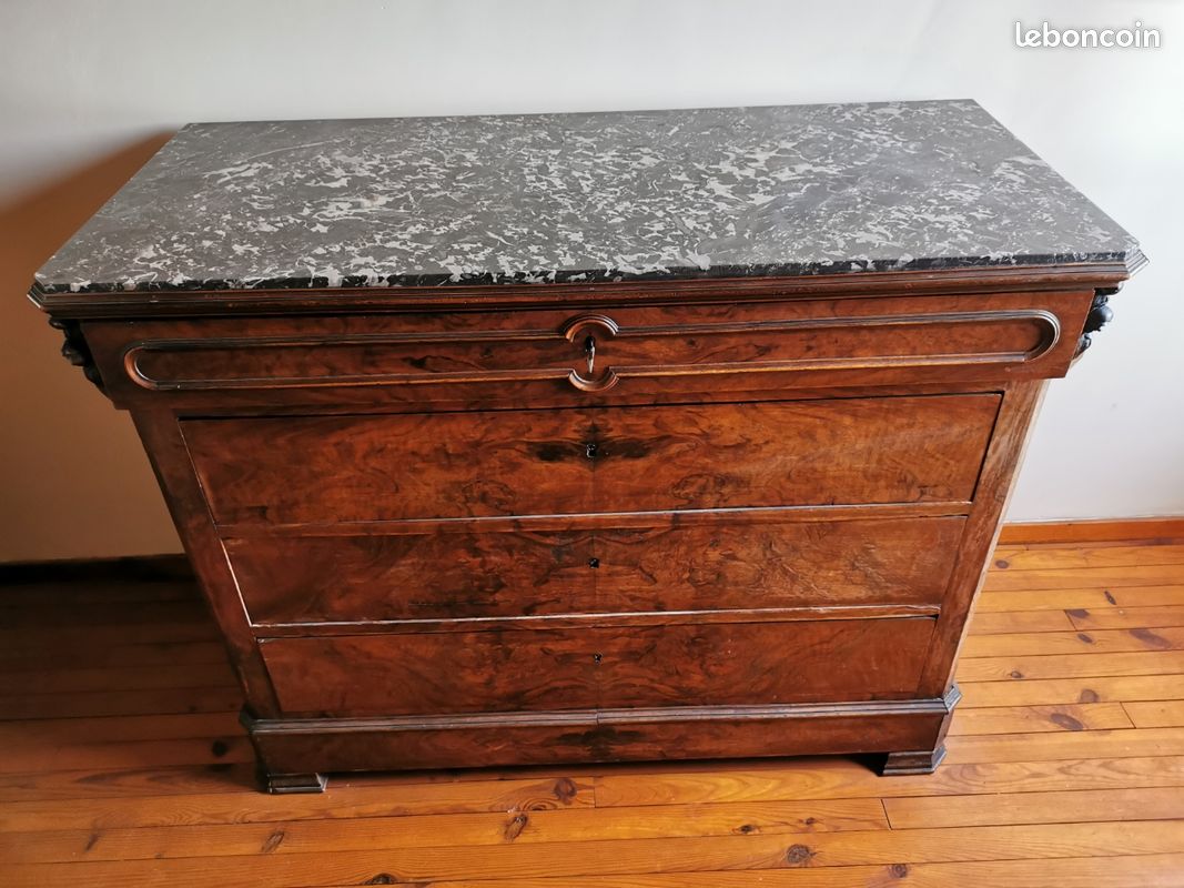 Commode ancienne en bois massif avec plateau en marbre - 4 tiroirs (image 2)