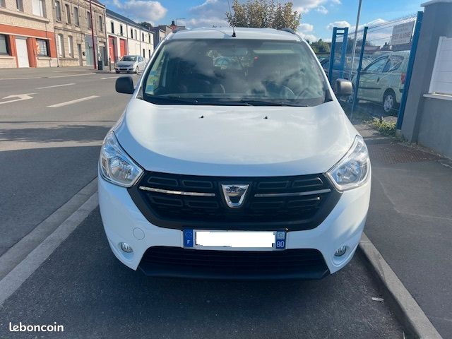 DACIA LODGY 1.5 BLUEDCI 115 CH SILVER LINE 7 Places (image 1)
