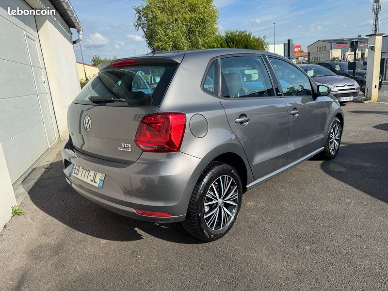 Volkswagen POLO 1.4 TDI 90 pack all star 131000km gps Bluetooth clim radar jantes (image 2)