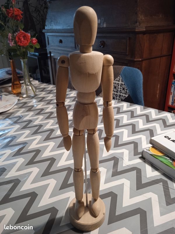 Mannequin pour dessin (image 1)