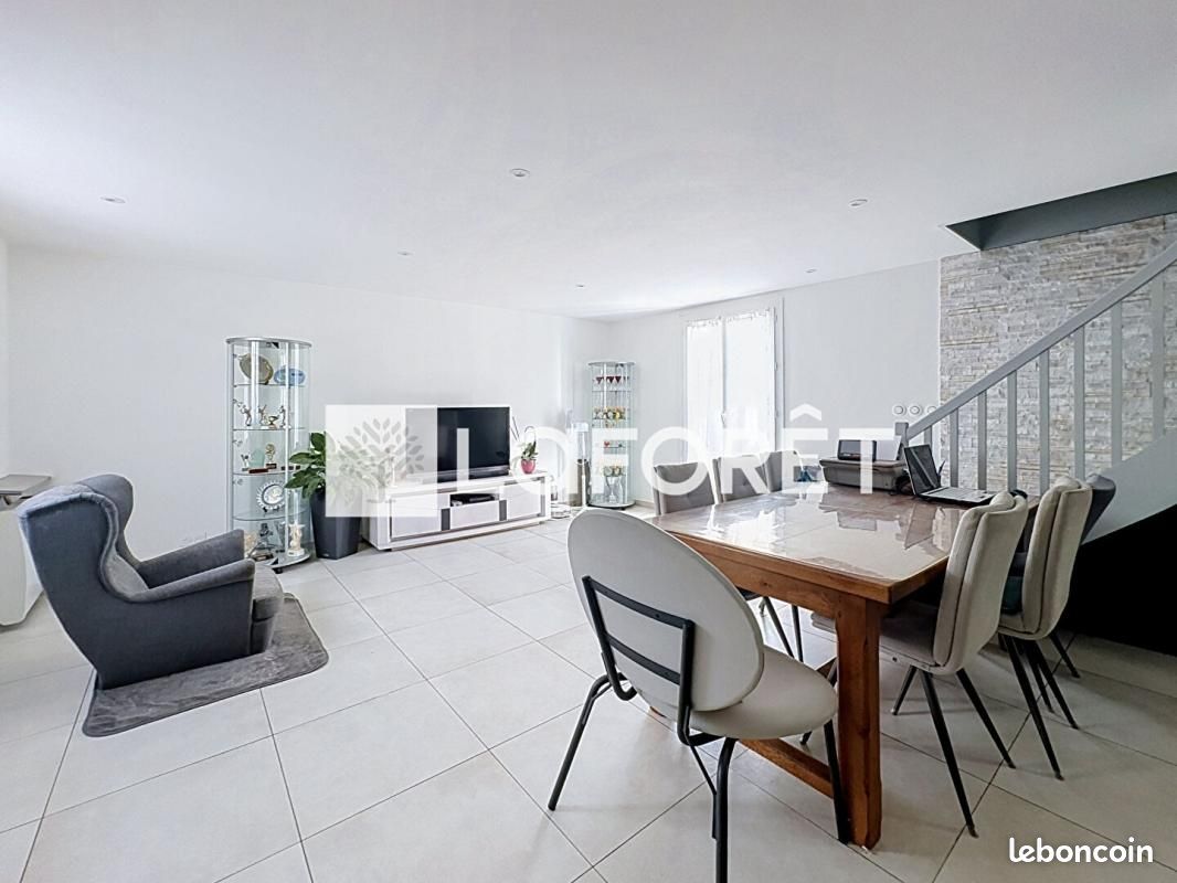 Maison 6 pièces 122 m² · à Moissy-Cramayel · 122 m² · 295 000 €