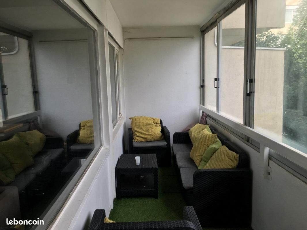 Appartement a louer noisy-le-grand - 1 pièce(s) - 81 m2 - Surfyn