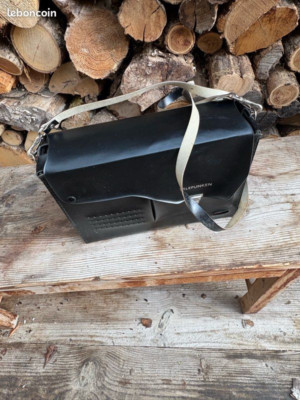 Lecteur enregistreur cassette dans lecteurs de cassette et de bande