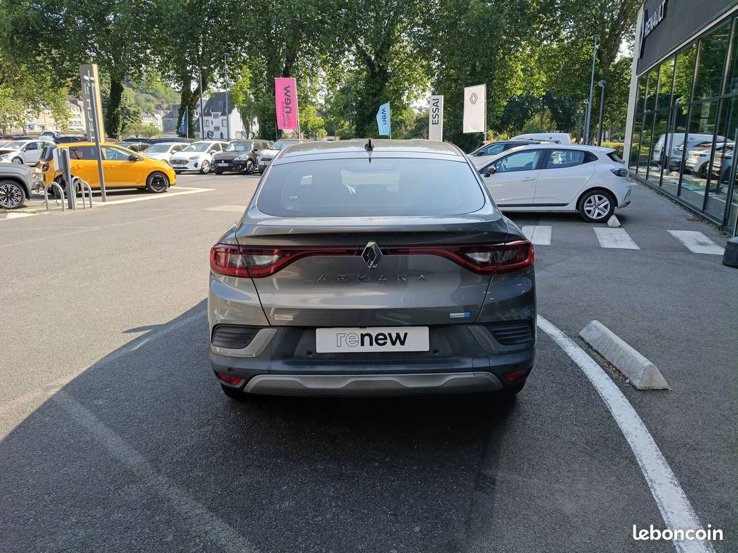 RENAULT Arkana E-Tech 145 Business (image 4)