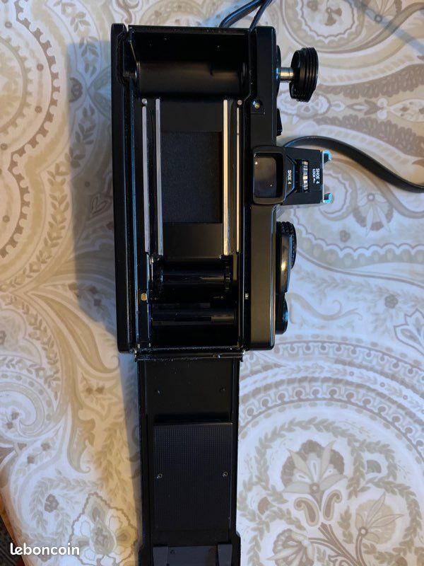 Lot appareil photo Olympus OM2 n et ses accessoires (image 4)