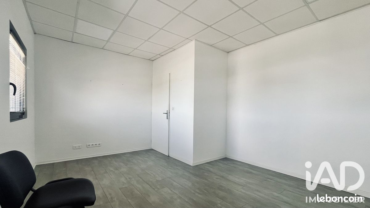 Immeuble 1 pièce 15 m² · à Castries · 15 m² · 370 €/mois