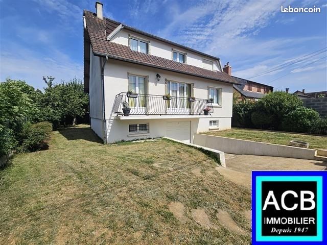 Maison 7 pièces 150 m² · à Sainte-Geneviève · 150 m² · 329 900 €