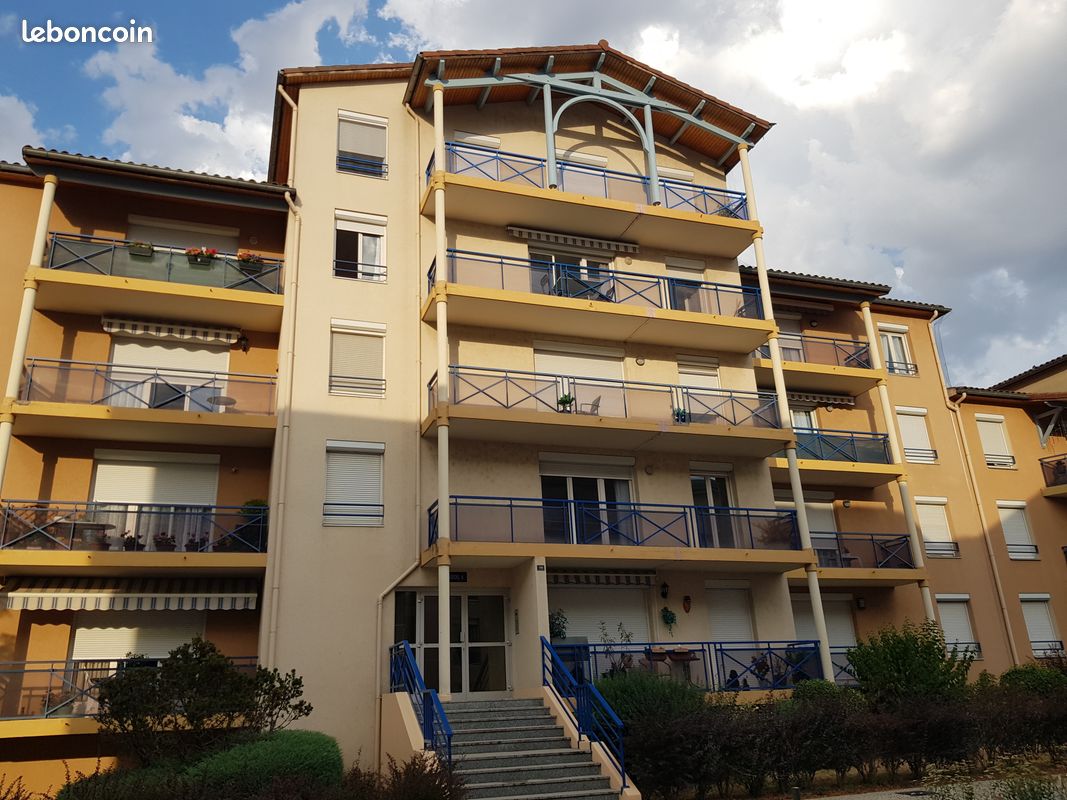 Appartement 2 pièces 60 m² · à Montrond-les-Bains · 60 m² · 640 €