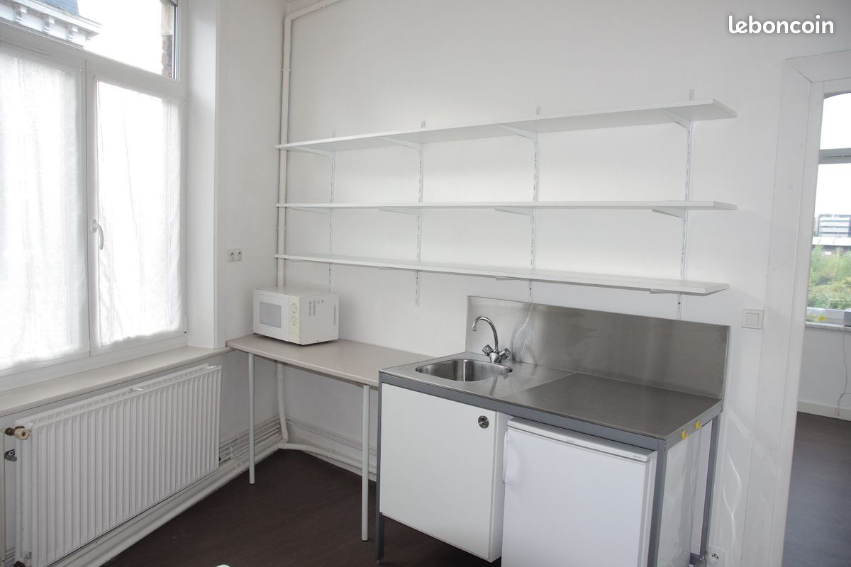Immeuble 3 pièces 78 m² · à Lille · 78 m² · 235 000 €