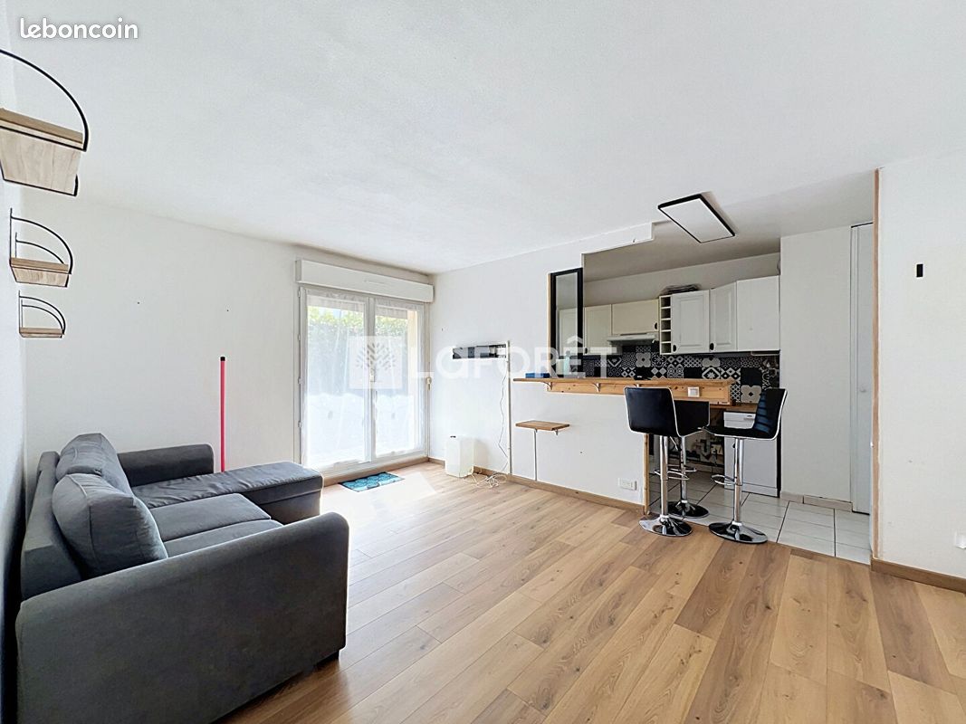 Appartement 2 pièces 41 m² · à Moissy-Cramayel · 41 m² · 830 €/mois