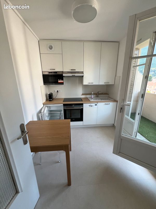 Appartement 2 pièces 33 m² · à Grenoble · 33 m² · 640 €/mois