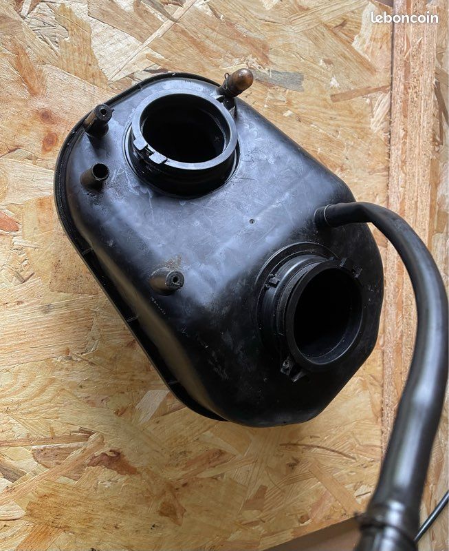 Boîte à air SV 650 de 1999-2002 (image 1)