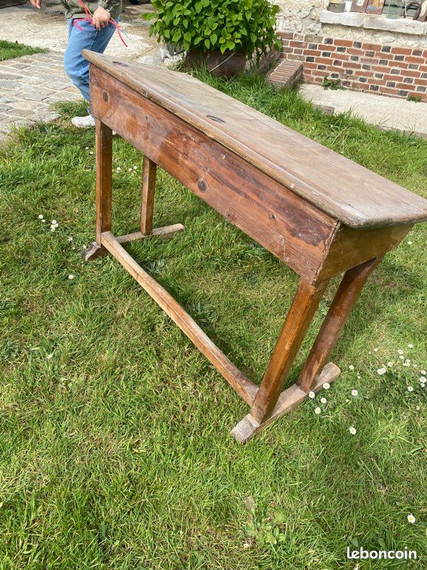 Ancienne table d’écolier en bois – charme vintage (image 4)