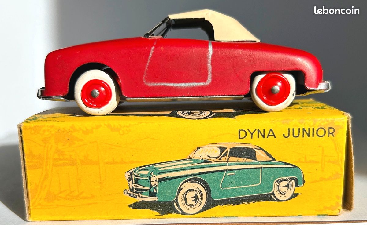 CIJ Panhard Dyna Junior réf : 3/5 d'origine - Collection