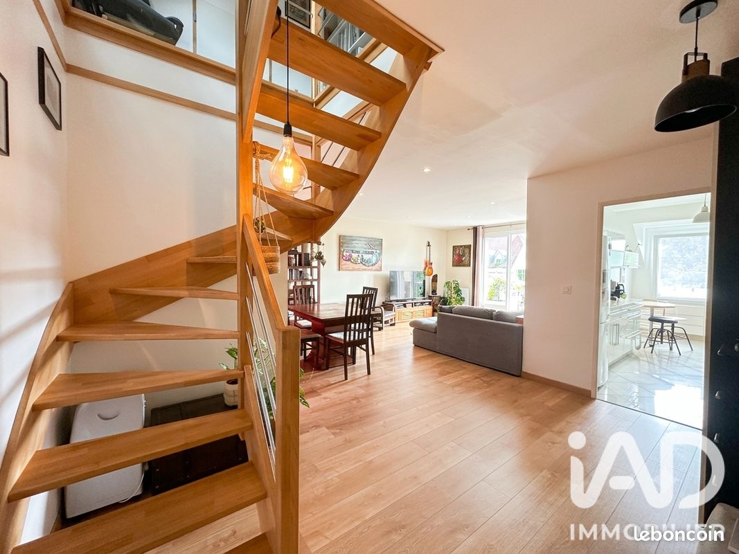 Appartement 5 pièces 104 m² · à Villebon-sur-Yvette · 104 m² · 369 000 €