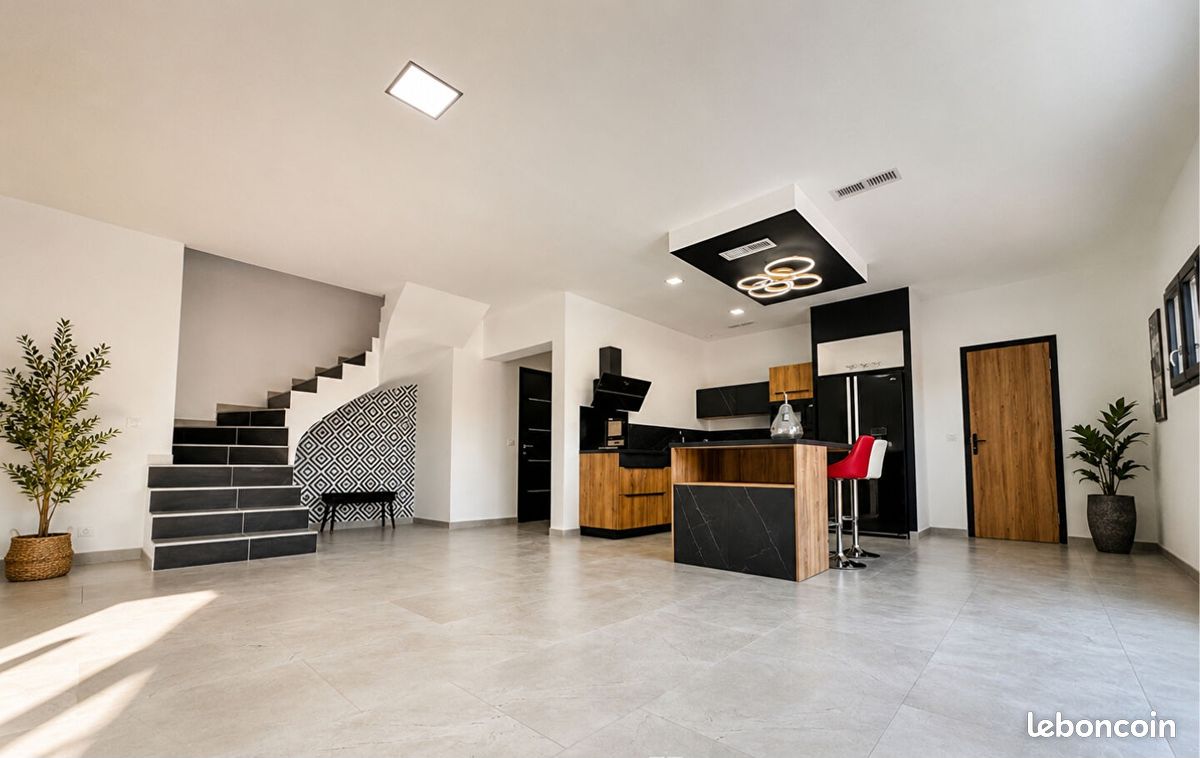 Maison 6 pièces 172 m² · à Nîmes · 172 m² · 635 000 €