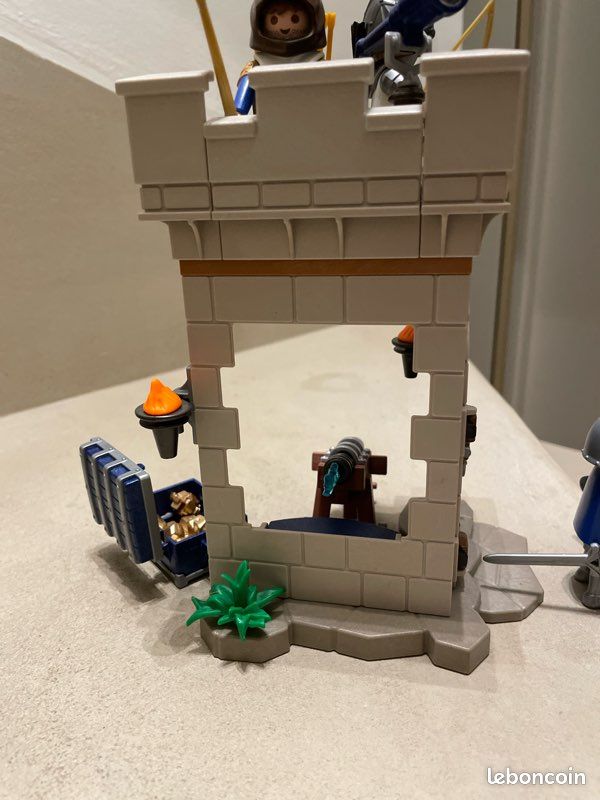 Petite forteresse Playmobil novelmore (image 2)